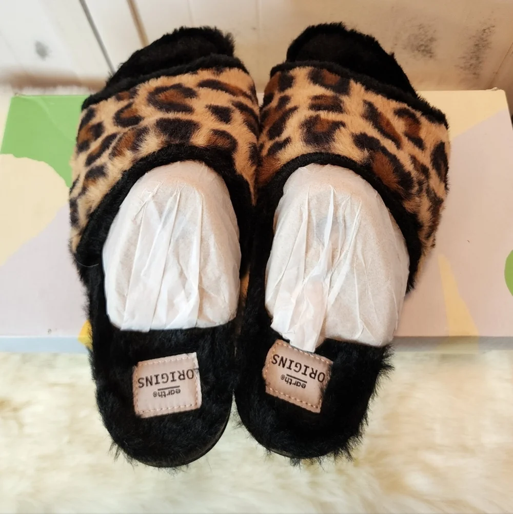 Earth Origins OLLI Leopard Faux Fur Slides - Picture 3 of 5